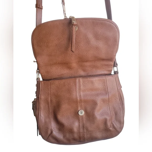 Urban Expressions Elegant Brown Leather Shoulder Bag - Picture 3 of 11